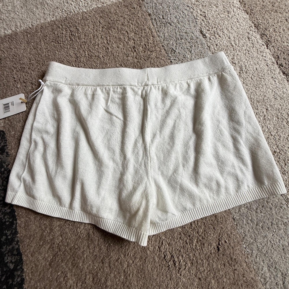 P.J. Salvage Cream Women's Athletic Shorts- large - Picture 2 of 5